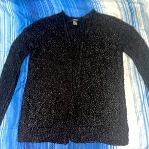 Forever21 ladies sweater, very light and cozy
